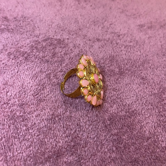 Ring - Picture 2 of 3